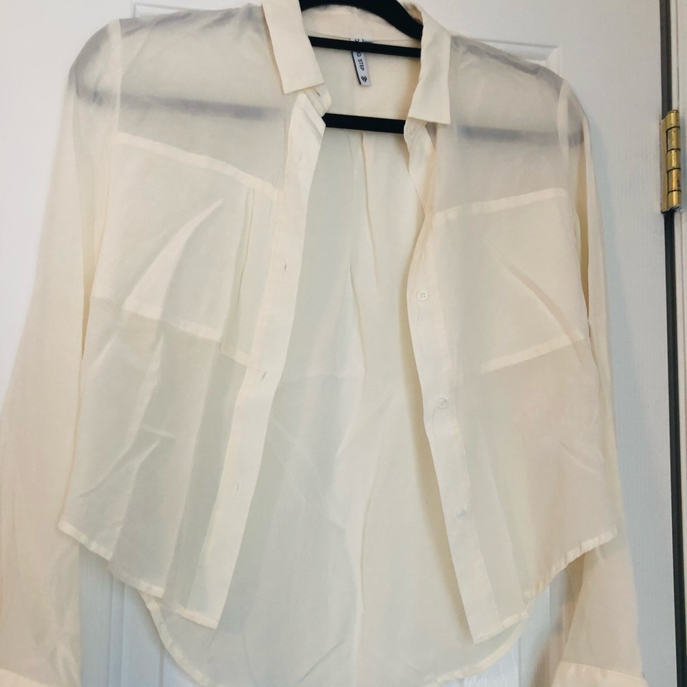 Coming step silk blouse